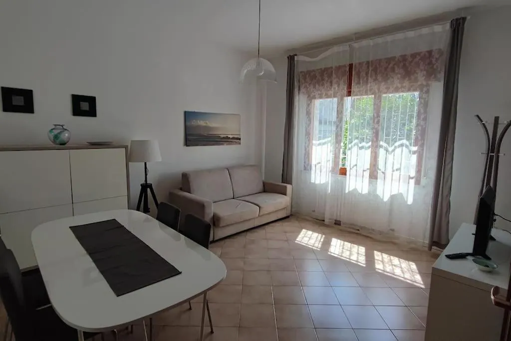 Comodo Appartamento Per 4 Ospiti Riccione